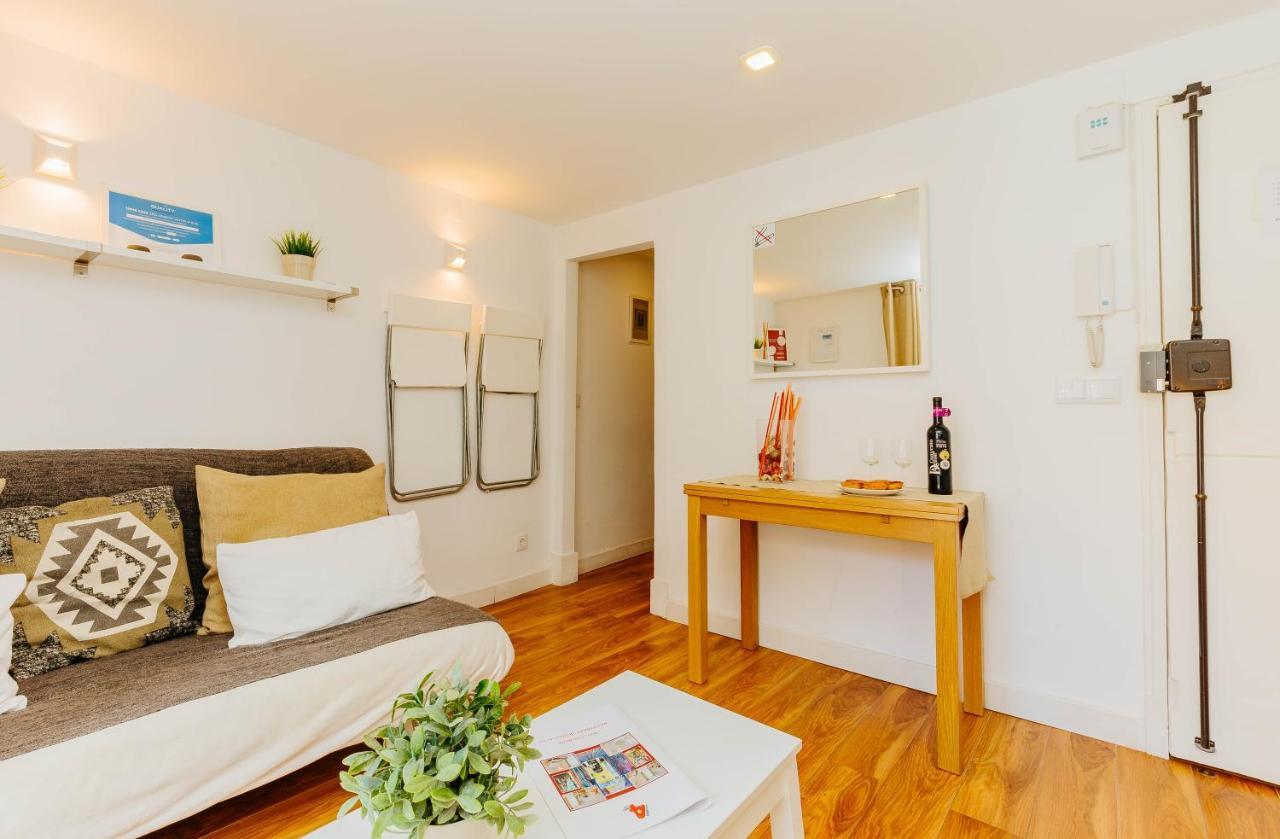 Rent4Rest Bairro Alto Charming 1Bd Apartment Lisboa Exterior foto
